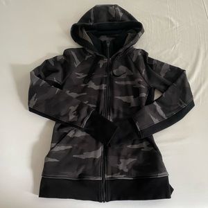 ATHLETA Triumph Camouflage Printed Hoodie